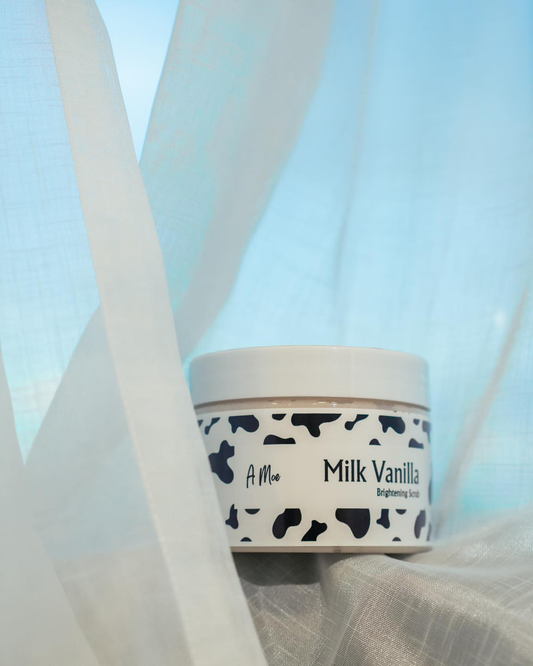 A Moe Scrub 350g ( Milk Vanilla )